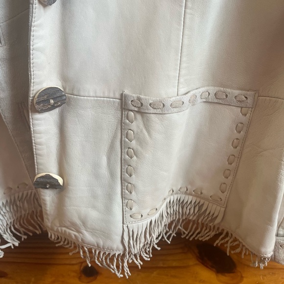 Double D Ranch Coat - Picture 12 of 12